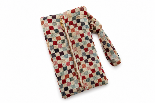 Checkers Clutch